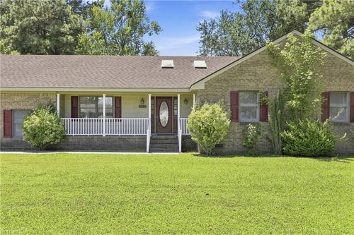 1243 Saunders Dr, Elizabeth City, NC, 27909-3341 | Card Image
