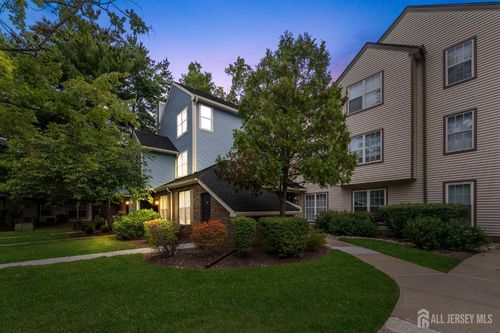 5081 Beech Ct, MONMOUTH JUNCTION, NJ, 08852-2129 | Card Image