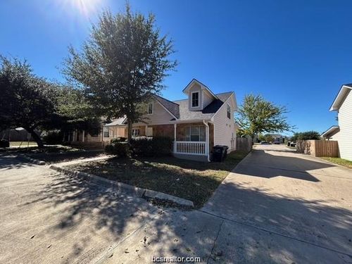 1716 Boardwalk Ct, College Station, TX, 77840-3375 | Card Image