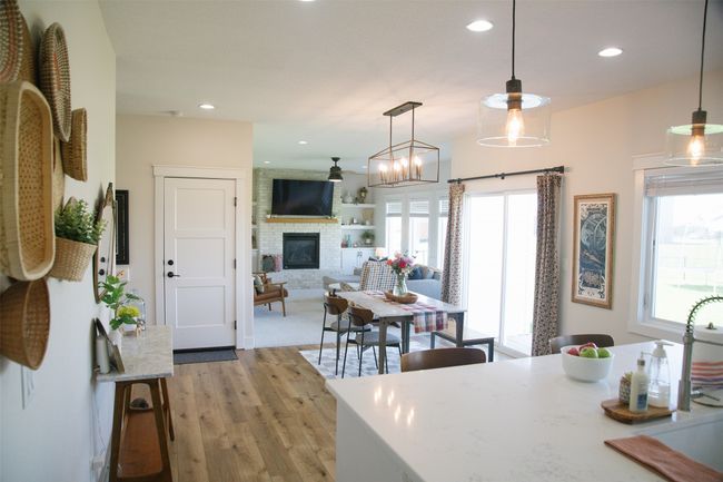 3338 9 Th Ave Sw, Home with 5 bedrooms, 4 bathrooms and null parking in Altoona IA | Image 6