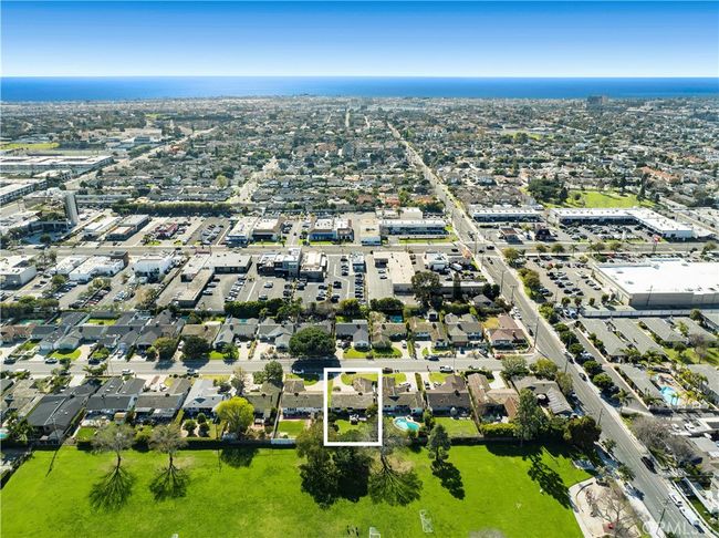 420 Cabrillo St, House other with 3 bedrooms, 2 bathrooms and 5 parking in Costa Mesa CA | Image 25
