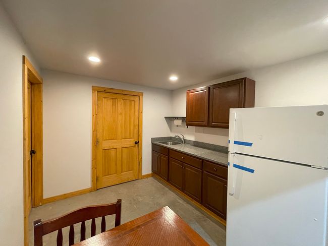 North Shop Breakroom | Image 28