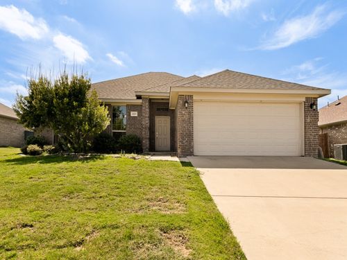 4009 Kensington Dr, Sanger, TX, 76266-3410 | Card Image