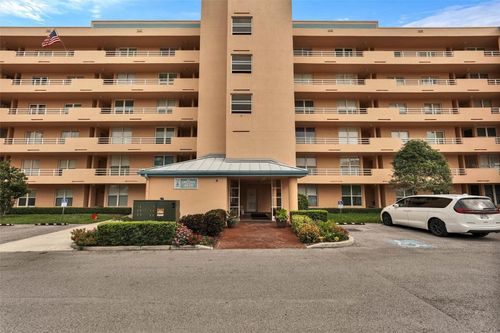 404-4570 Pinebrook Circle Circle, Bradenton, FL, 34209 | Card Image