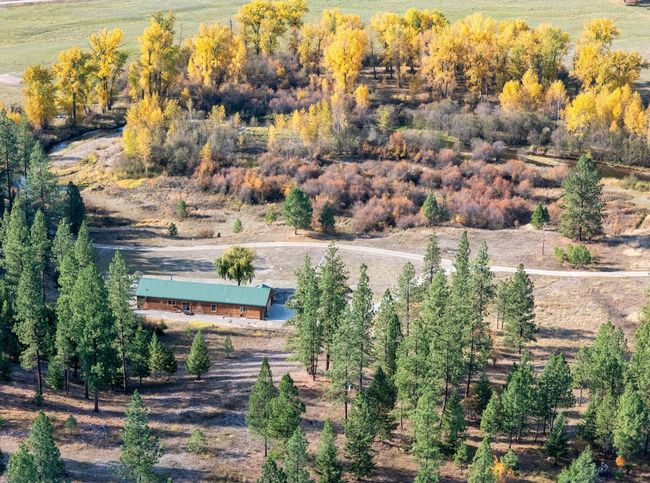 21029 Chisholm Trail Rd, House other with 3 bedrooms, 2 bathrooms and null parking in Huson MT | Image 6