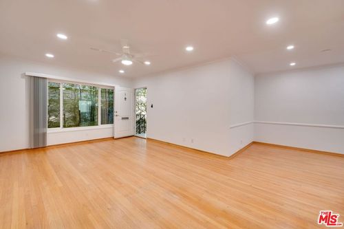 3-927 6th Street, Santa Monica, CA, 90403 | Card Image