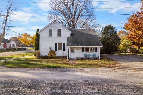 385 Mill St, Huron, ON, N0M1H0 | Card Image
