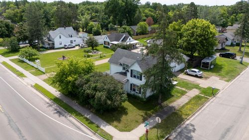 1902 Oak St, Brainerd, MN, 56401-3810 | Card Image