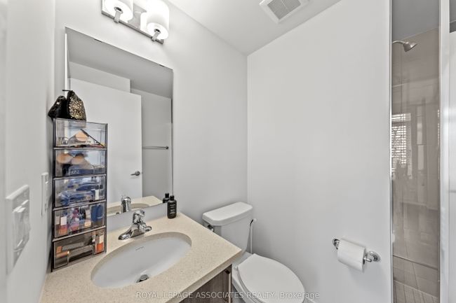 84 Tisdale Ave, House attached with 5 bedrooms, 4 bathrooms and 1 parking in Toronto ON | Image 26