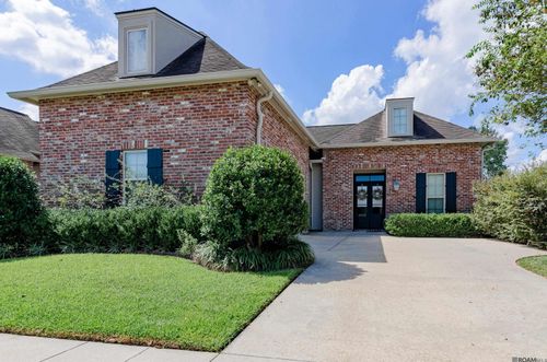 14716 Kingsland Way, Baton Rouge, LA, 70810-3645 | Card Image
