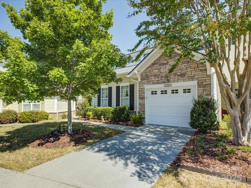 546 Pine Links Dr, Tega Cay, SC, 29708-7204 | Card Image
