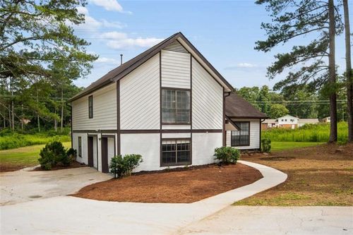 6375 Jerri Ct, Riverdale, GA, 30296-2713 | Card Image