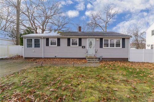 47 Jacob St, Brockton, MA, 02302-3642 | Card Image