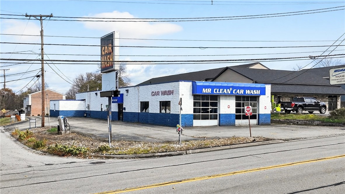 1125 Lincoln Hwy, N Versailles, PA 15137