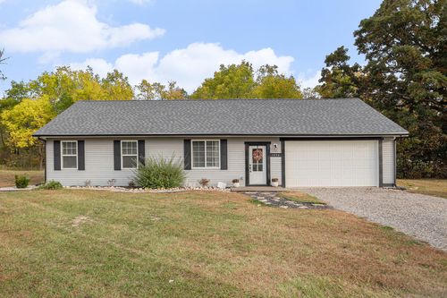 1056 Brookwood Dr, Quincy, MI, 49082-9409 | Card Image