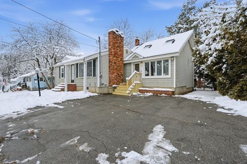 50 Cheever Ave, Dracut, MA, 01826-5015 | Card Image