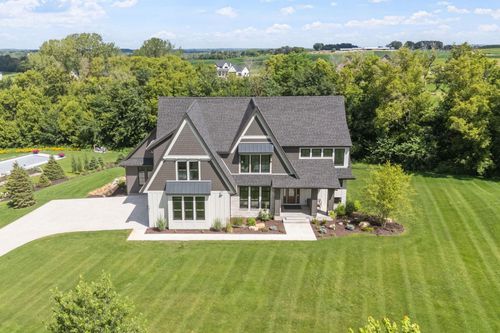 7972 207th St E, Prior Lake, MN, 55372 | Card Image