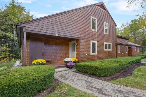 b1-136 Glazebrook, Killington, VT, 05751 | Card Image