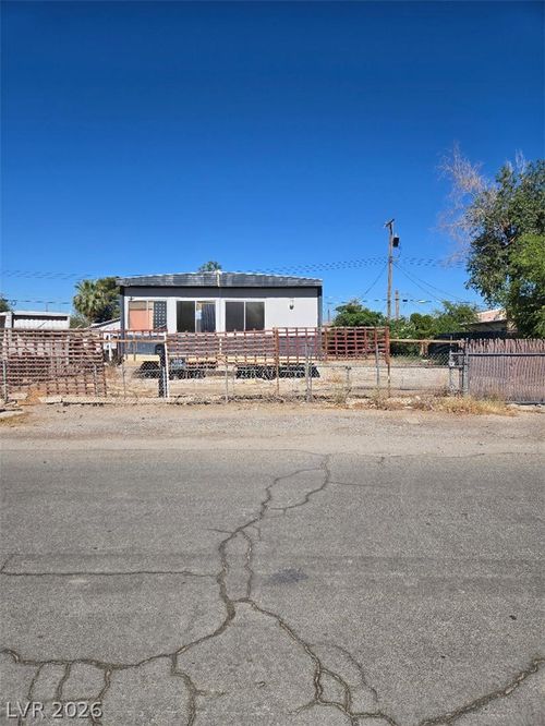 2253 Castleberry Ln, Las Vegas, NV, 89156-5724 | Card Image