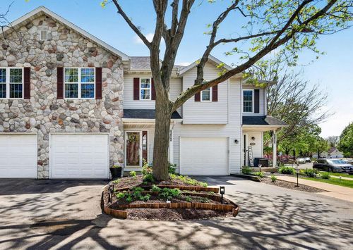 3-6167 Dell Dr, Madison, WI, 53718-8290 | Card Image