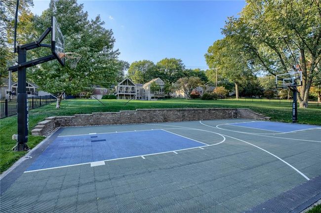 9717 Overbrook Rd, House other with 5 bedrooms, 5 bathrooms and null parking in Leawood KS | Image 43