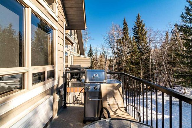 604-ANDAMP-605 - 401 4 St, Home with 2 bedrooms, 3 bathrooms and 2 parking in Elkwater AB | Image 12