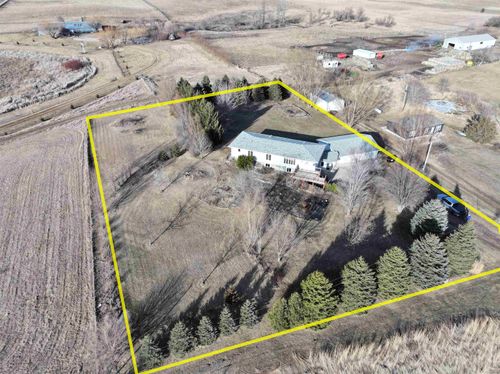 1806 Highway 9, Spirit Lake, IA, 51360-7526 | Card Image