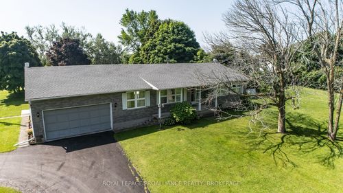 25 Hillcrest Road, Frontenac Islands, ON, K0H2Y0 | Card Image