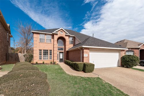3305 Landhope Cir, Arlington, TX, 76016-4840 | Card Image