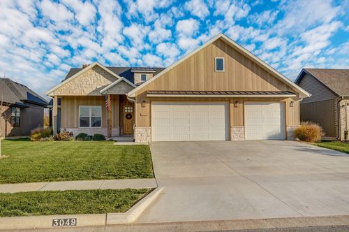 3049 W Edward St, Springfield, MO, 65810-1176 | Card Image