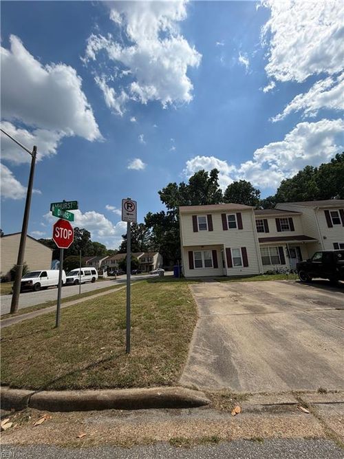 5501 Amhurst Ct, Virginia Beach, VA, 23462-5665 | Card Image