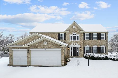 108 Stallion Rd, Clinton, PA, 15026-1756 | Card Image