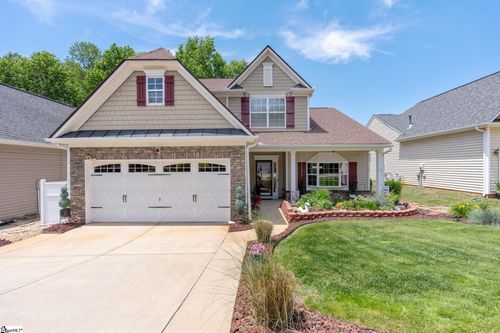 102 Seattle Slew Ln, Greenville, SC, 29617-7901 | Card Image