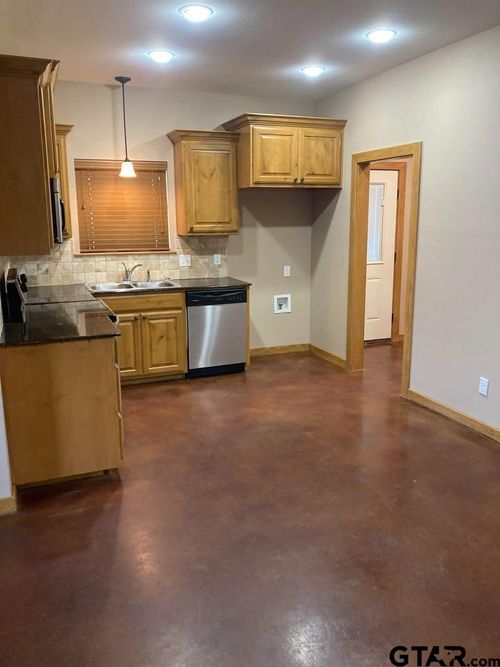 13735 County Road 188, Bullard, TX, 75757-9854 | Card Image