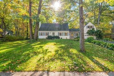 423 Oak Circle, House other with 3 bedrooms, 2 bathrooms and null parking in Colchester VT | Image 2