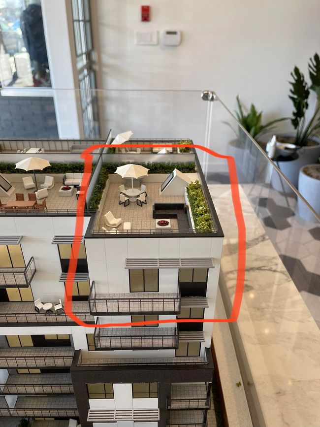 Detailed view | Image 10