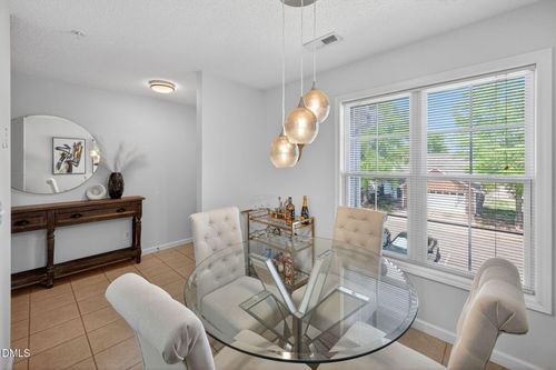202-2400 Huntscroft Ln, Raleigh, NC, 27617-8503 | Card Image