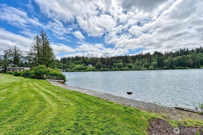 UNIT-11 - 990 Lake Whatcom Blvd, Condo with 2 bedrooms, 1 bathrooms and 1 parking in Sedro Woolley WA | Image 37