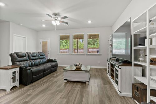 34888 Spring Trails Dr, Walker, LA, 70785-3439 | Card Image