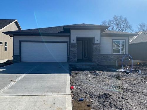 20683 Skyview Ln, Spring Hill, KS, 66083-7606 | Card Image