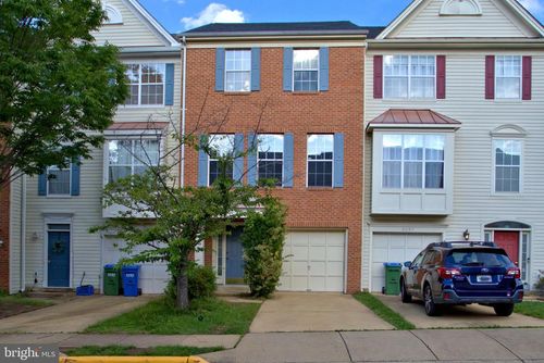 6285 Clay Pipe Ct, CENTREVILLE, VA, 20121-5618 | Card Image