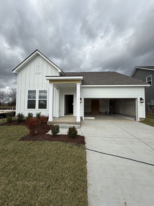 328 Black Bear Dr, Mount Pleasant, TN, 38474 | Card Image