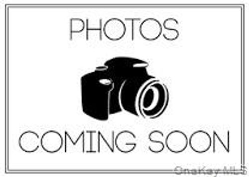 104 Phoenix St, Hempstead, NY, 11550-5136 | Card Image