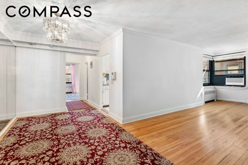 510-32-40 91st St, East Elmhurst, NY, 11369-2379 | Card Image