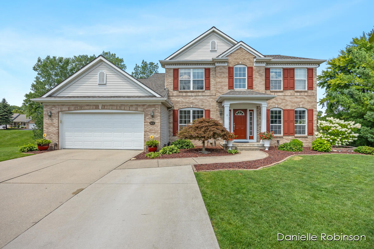 Longwood Ct, Ada, MI 49301