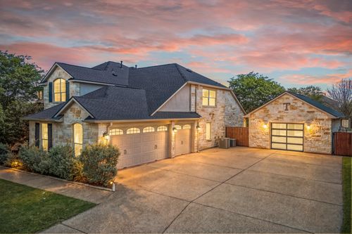 1023 Grassy Field Rd, Austin, TX, 78737-4643 | Card Image