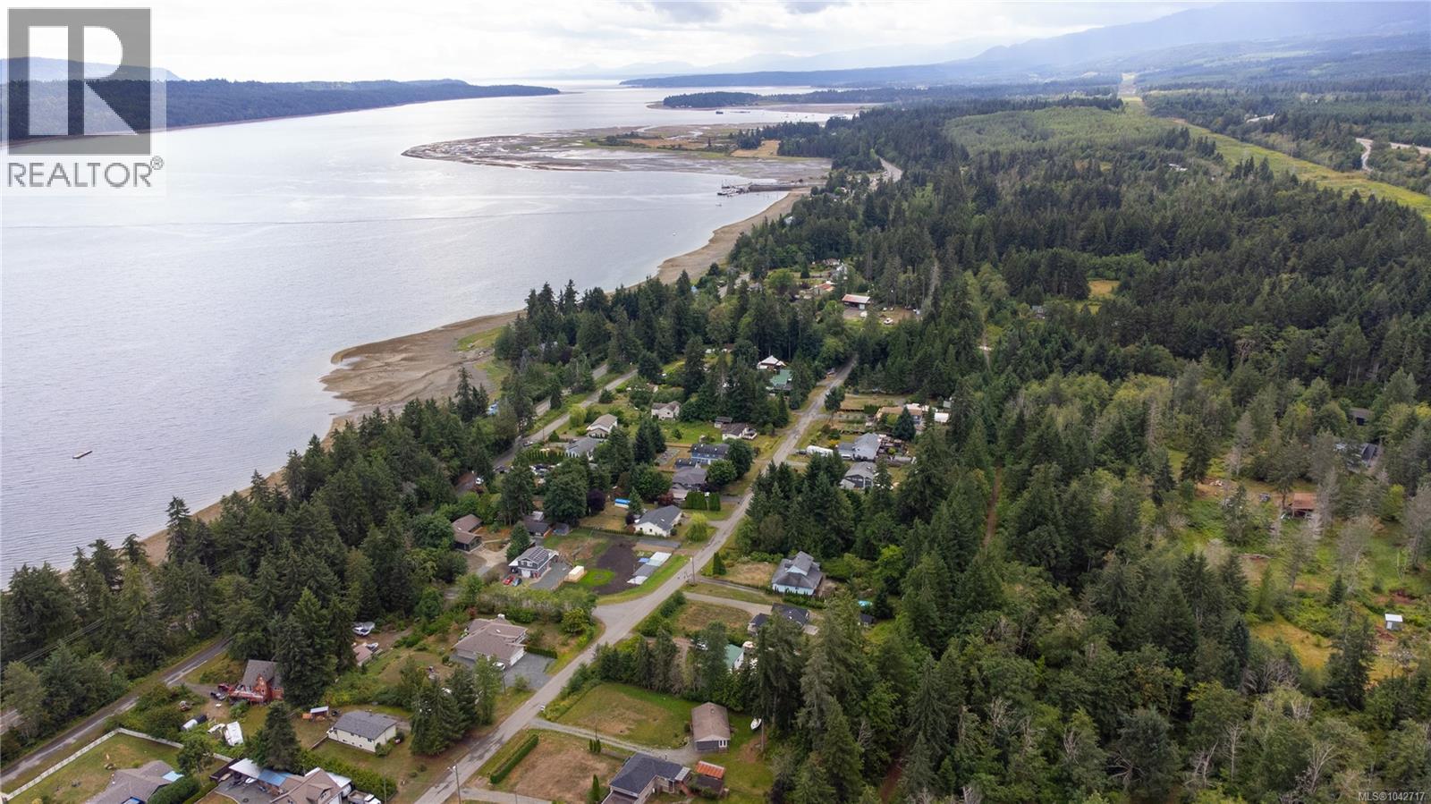 Residential in Fanny Bay 4