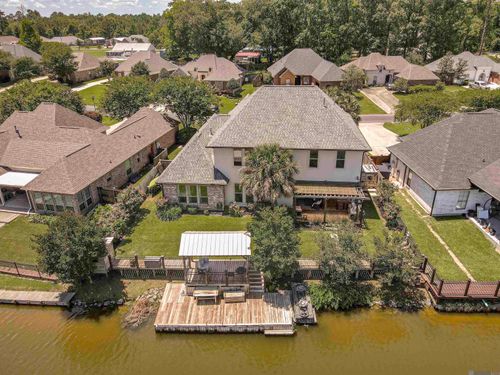 18120 Manning Dr, Prairieville, LA, 70769-5673 | Card Image