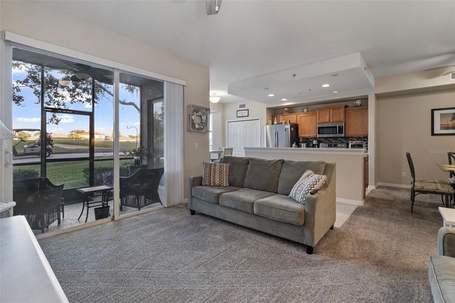 UNIT-102 - 803 Fairwaycove Ln, Condo with 2 bedrooms, 2 bathrooms and null parking in BRADENTON FL | Image 4