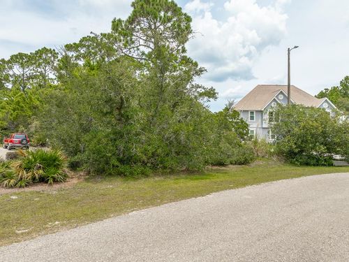 141 Las Brisas Way, Eastpoint, FL, 32328-3229 | Card Image